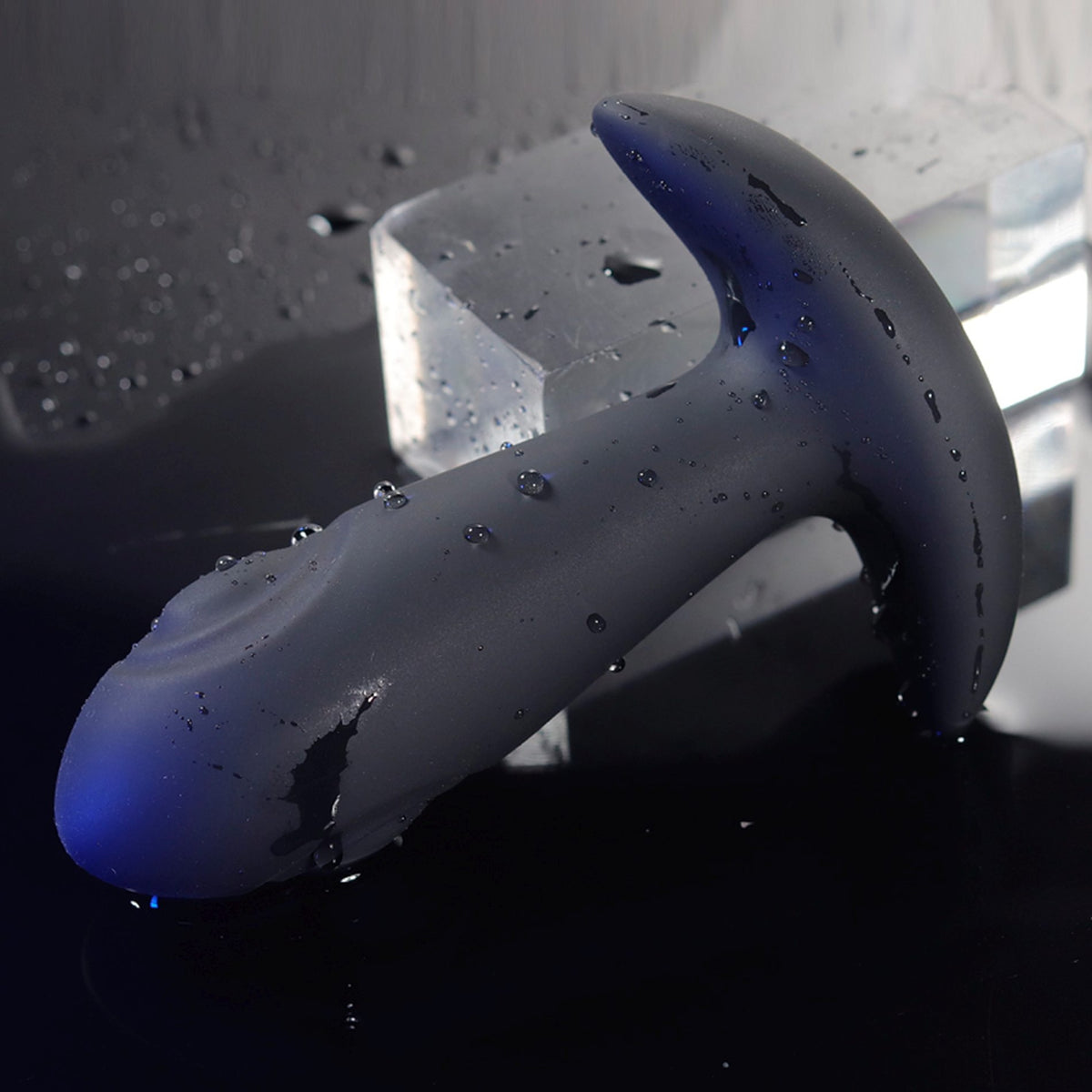 Tālvadības anālais vibrators ar piesitiena stimulāciju BS SMART (prece lifestyle image)